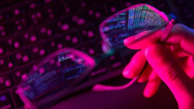 
			Натапали тут: мошенники нашли новый способ обмана игроков Hamster Kombat		